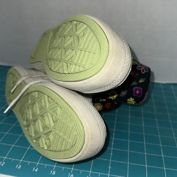 Converse Black Fruit Festival Smoothie Hi Top Move Platform Chuck Taylors Size 8 - Picture 16 of 16